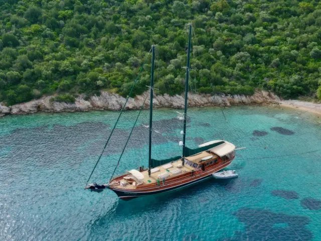 Yacht Ros Mare aerial view