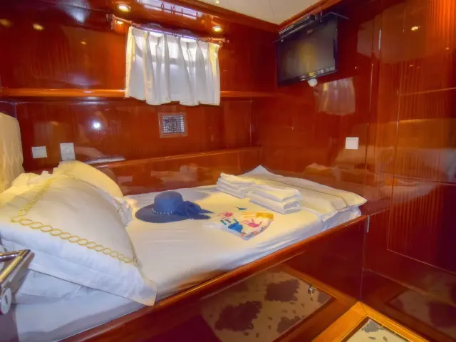 Yacht Perla Del Mar 1 cabin