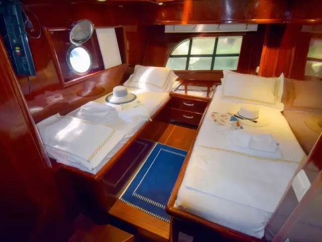 Yacht Perla Del Mar 1 cabin
