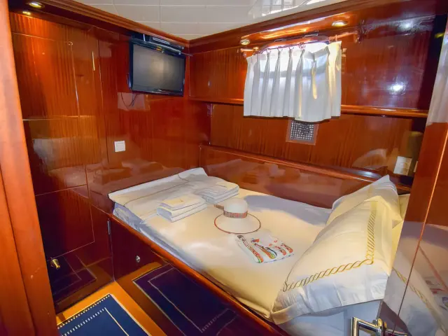 Yacht Perla Del Mar 1 cabin