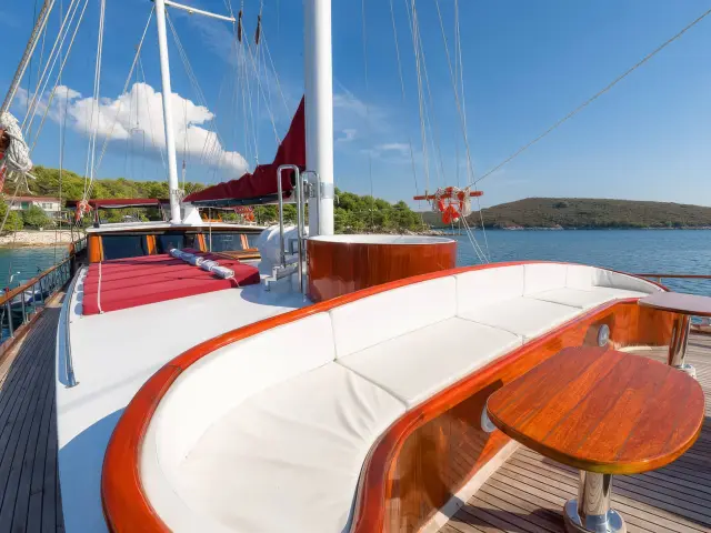 Yacht Croatia deck