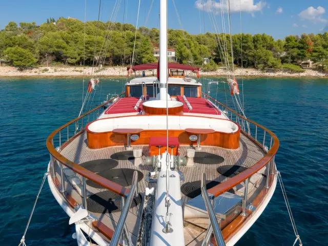 Yacht Croatia deck