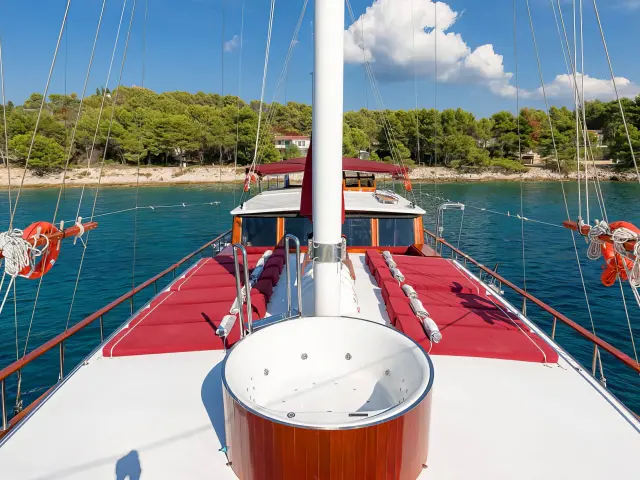 Yacht Croatia deck
