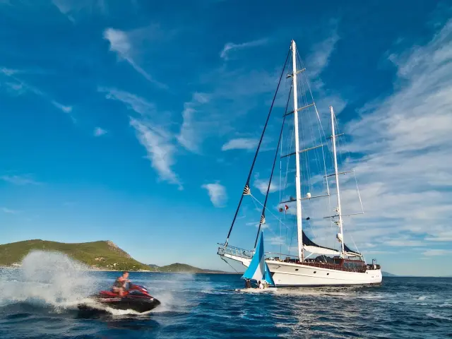 east-med-yachting-clear-eyes_0002