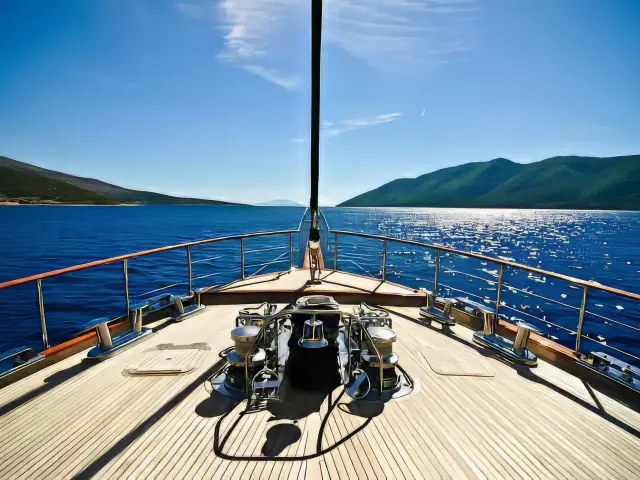 east-med-yachting-clear-eyes_0033