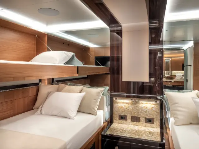 Yacht Sunrise cabin