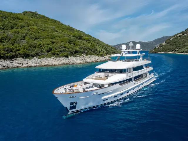 Yacht Sunrise aerial view