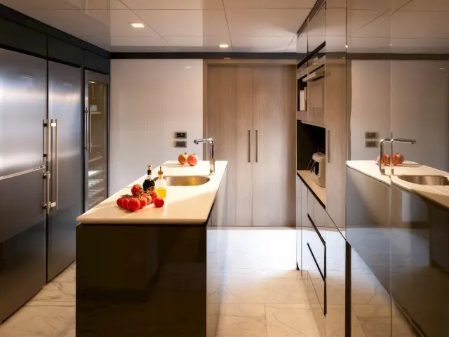 Yacht Orient Star photo