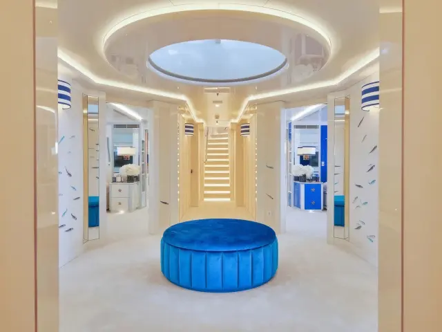 Yacht Coral Ocean hallway
