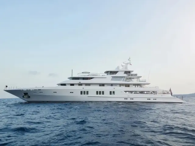 Yacht Coral Ocean side view