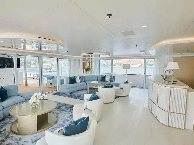 Yacht Coral Ocean saloon