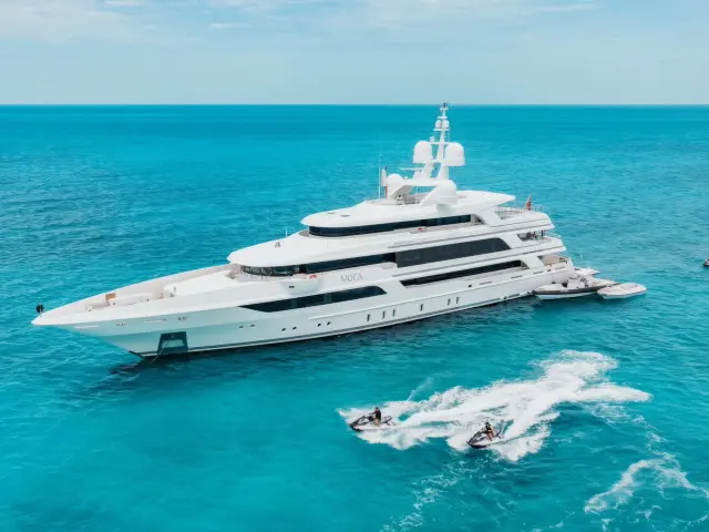 Yacht Moca side view