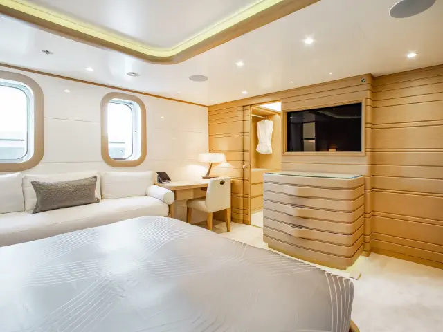 Yacht Moca cabin