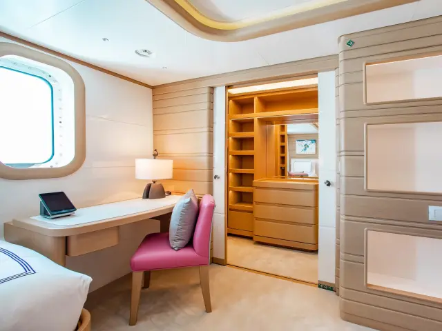 Yacht Moca cabin