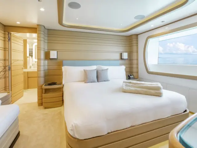Yacht Moca cabin