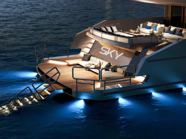 Yacht Illusion II back view