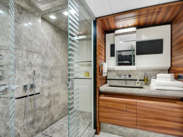 Yacht FX 38 cabin bathroom