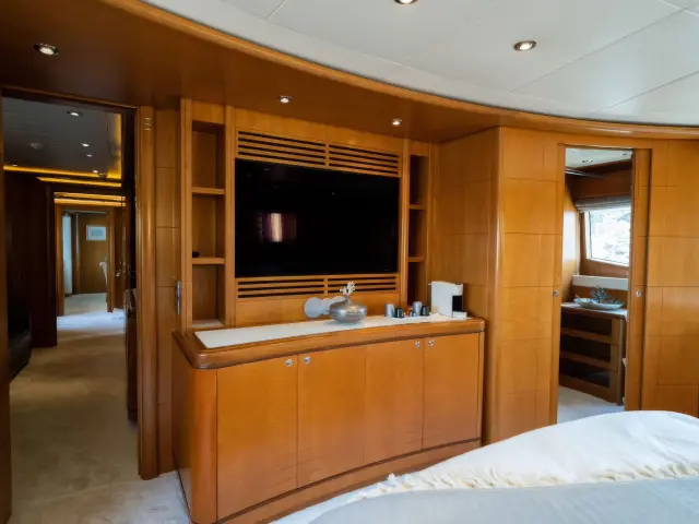 Yacht Ariela cabin