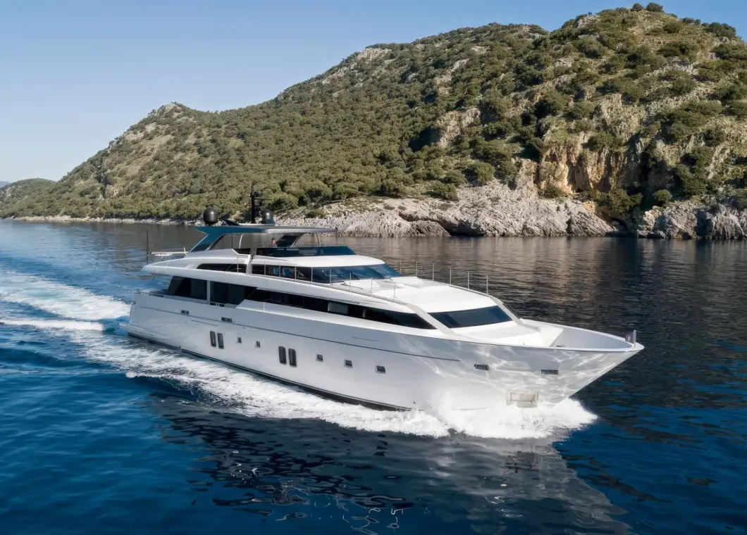 Yacht Morning Star side view