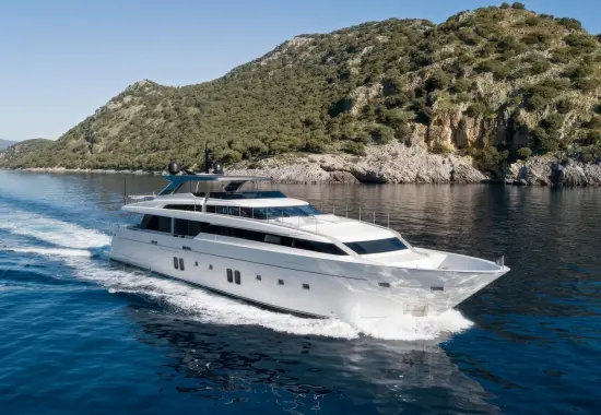 Yacht Morning Star side view