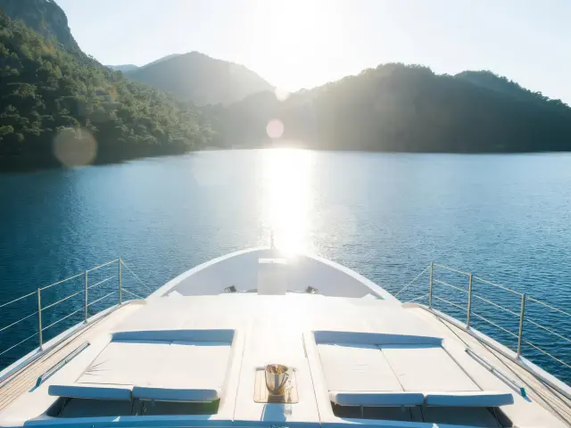 Yacht Morning Star photo