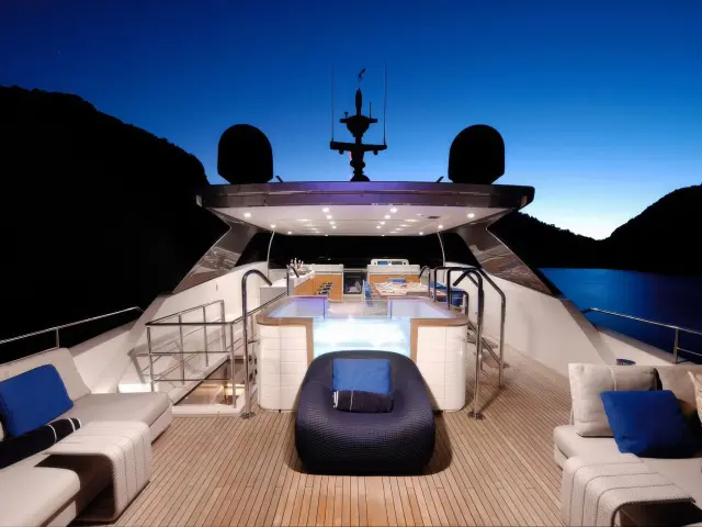 Yacht Morning Star flybridge