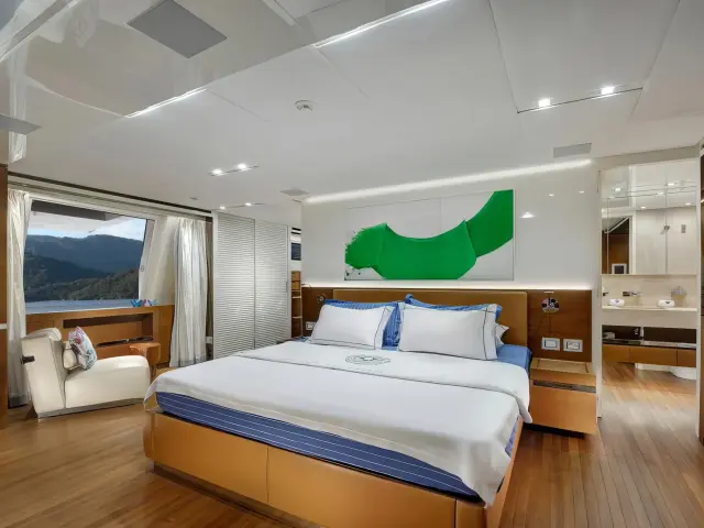 Yacht Morning Star cabin
