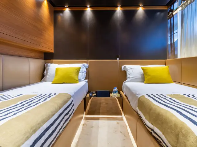 Yacht Takara One cabin