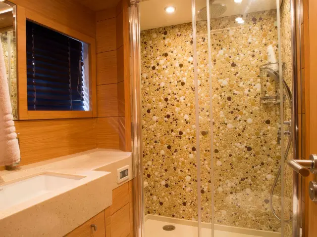 Yacht Panfeliss bathroom