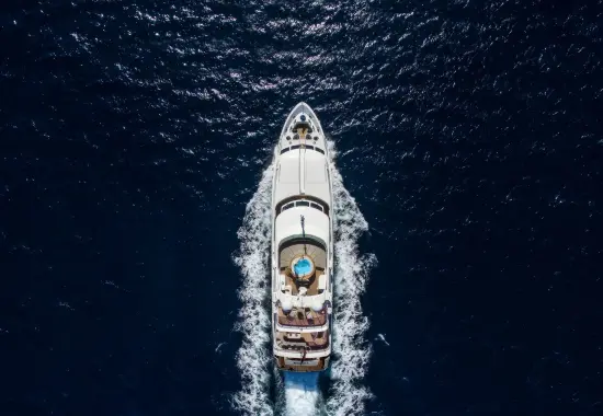Yacht Quest R top-down view