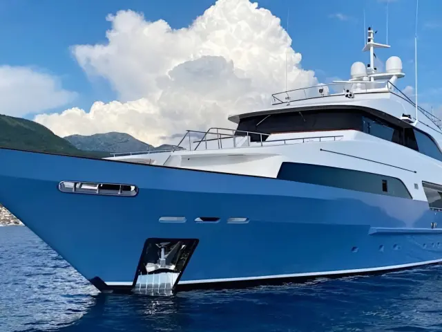 Yacht Ottawa IV photo