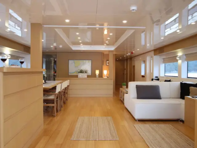 Yacht Ottawa IV photo