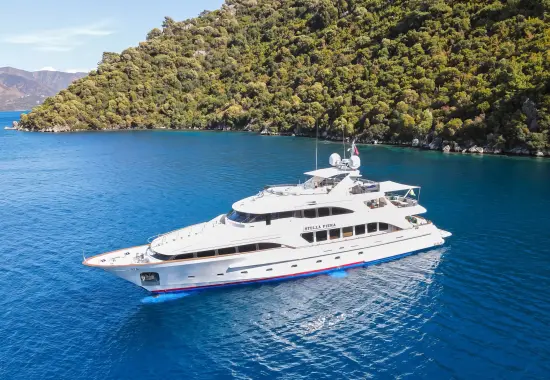 Yacht Stella Fiera on anchor