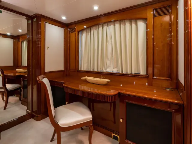 Yacht Stella Fiera cabin