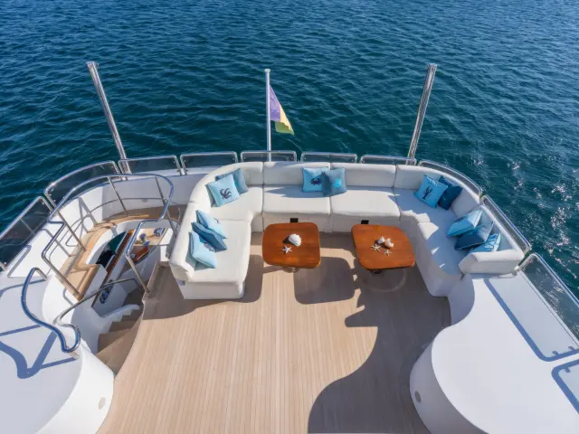 Yacht Stella Fiera flybridge