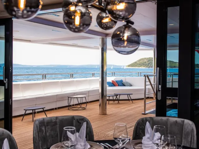 Yacht Alfa Mario photo