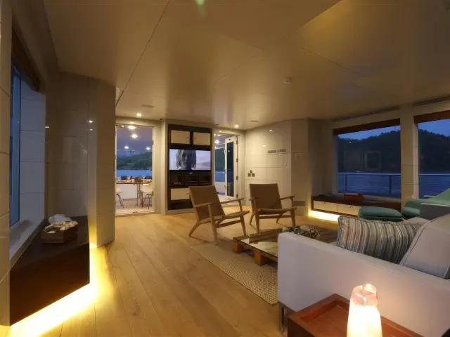 Yacht Only Now saloon