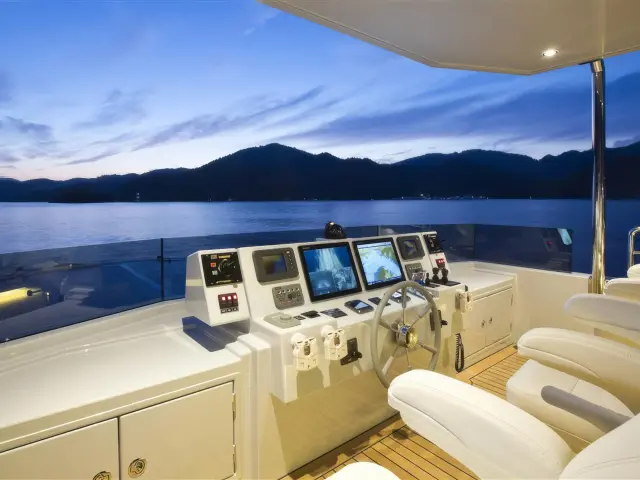 Yacht Only Now flybridge