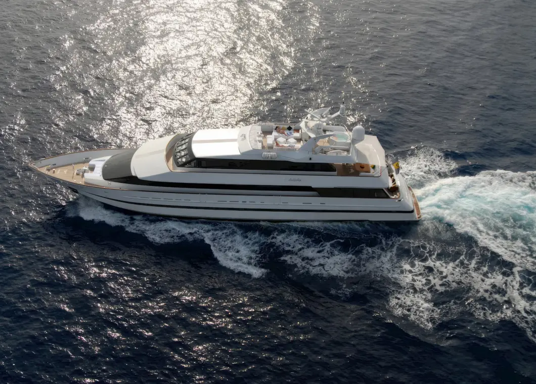 Yacht Ladyship side view