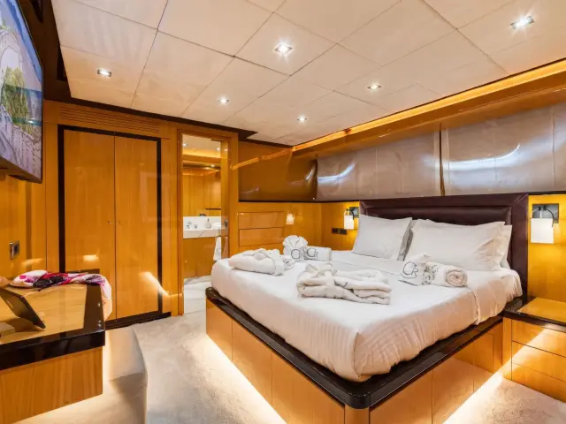 east-med-yachting-cant-remember_0011