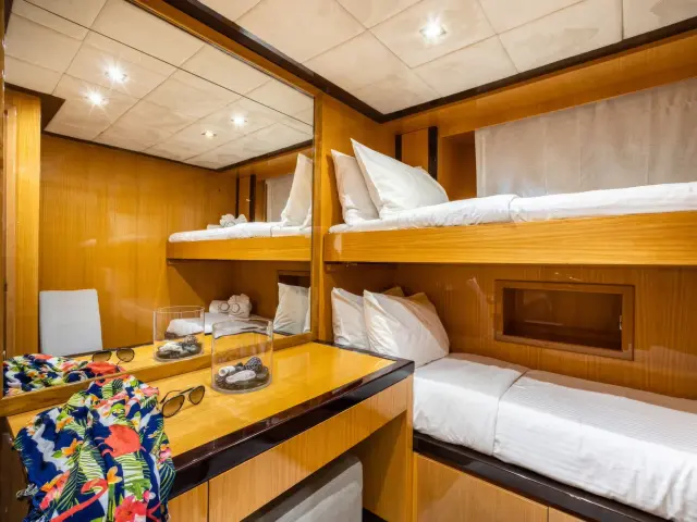 east-med-yachting-cant-remember_0013