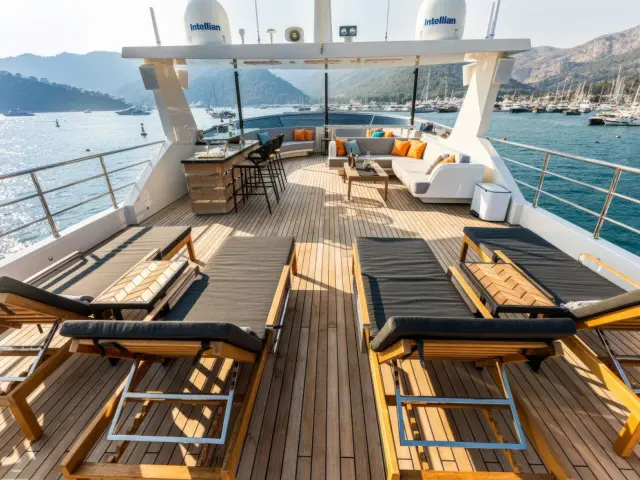 Yacht Zeemar flybridge