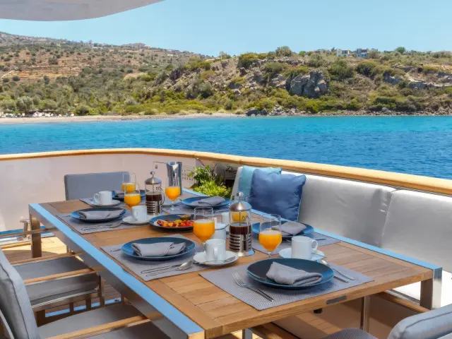 Yacht Shooting Star flybridge