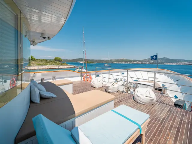 Yacht Riva deck