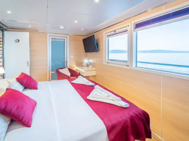 Yacht Riva cabin