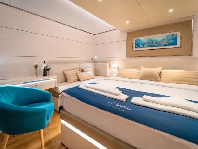 Yacht Riva cabin