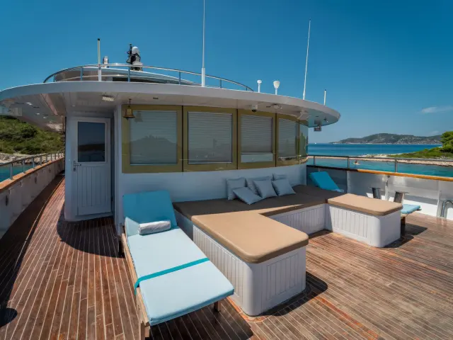 Yacht Riva deck