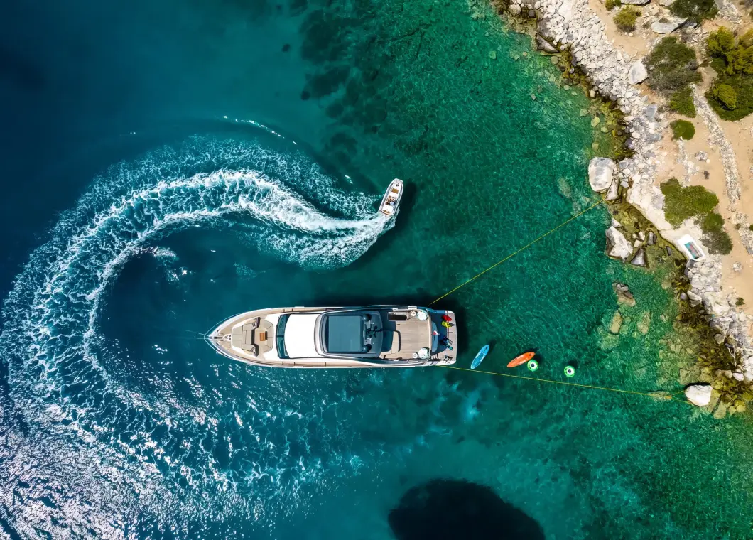 Yacht Vista top-down view