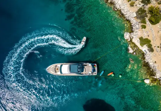 Yacht Vista top-down view