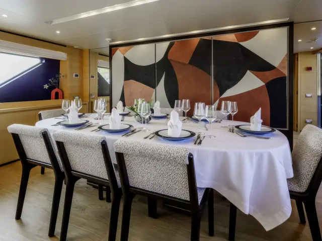 Yacht Elysium saloon